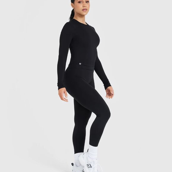 NWT Mellow Soft Mid Long Sleeve Top in Black - Size Medium - Picture 3 of 4